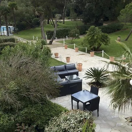Badine 5p Piscine Balneo Clim Jardin Exotique