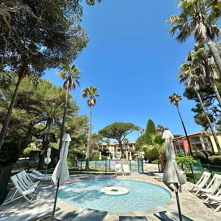 Badine 5p Piscine Balneo Clim Jardin Exotique Appartement Hyères