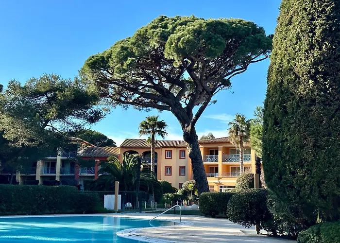 Badine Beach Refait A Neuf Qualite Superieure Balneo Clim Piscine *